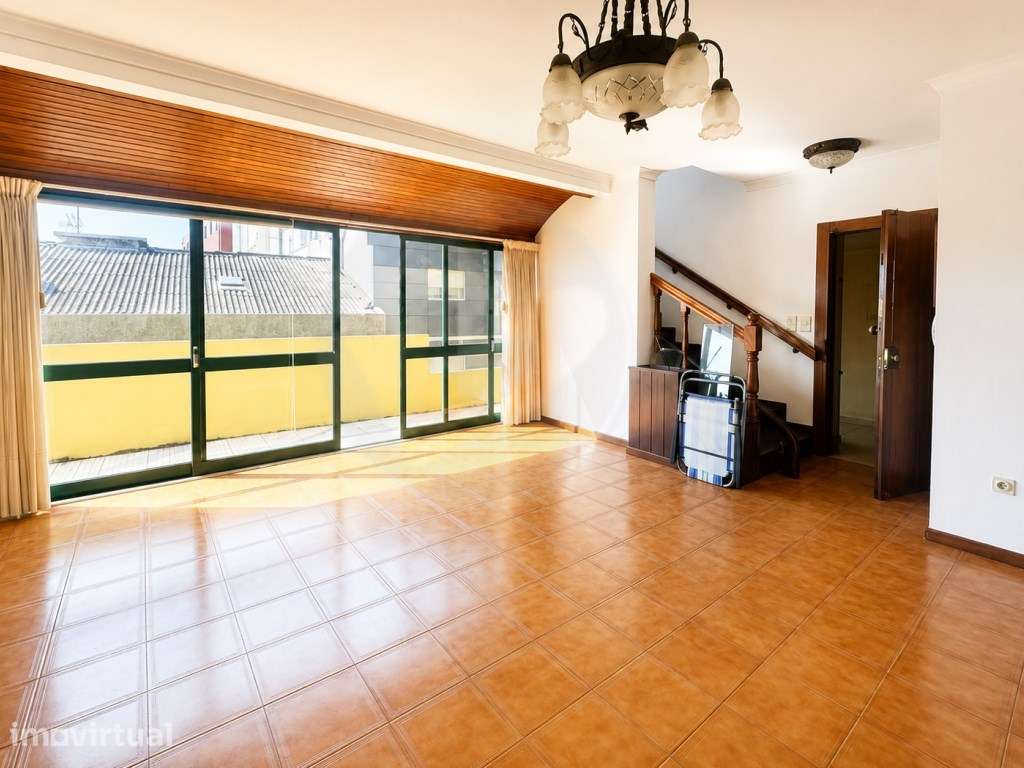 T3 Duplex c/ Terraço em 1ª Linha de Mar na Póvoa de Varzim - Grande imagem: 3/32
