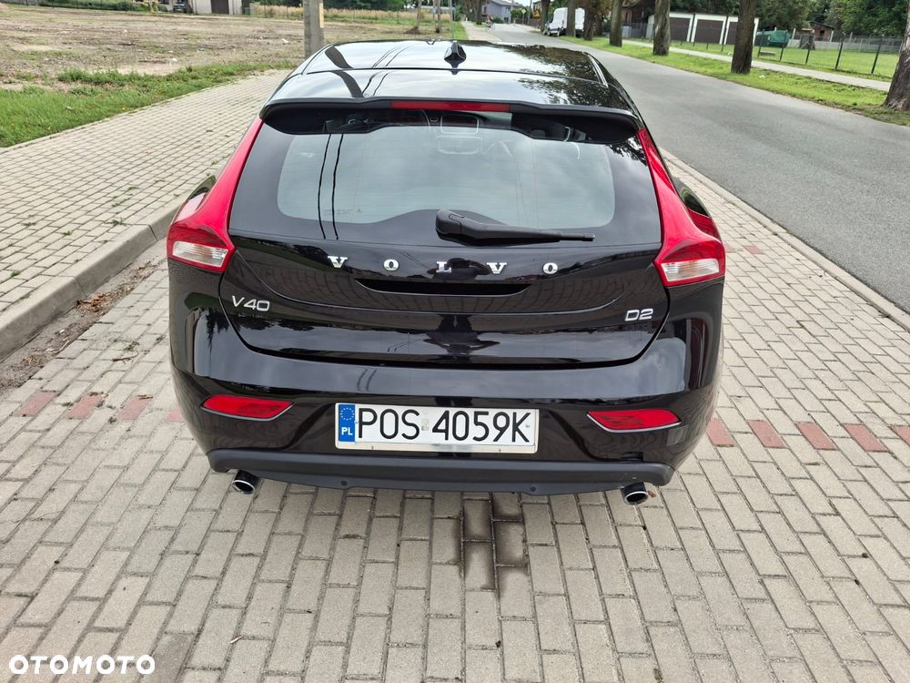 Volvo V40 2019 photo 4