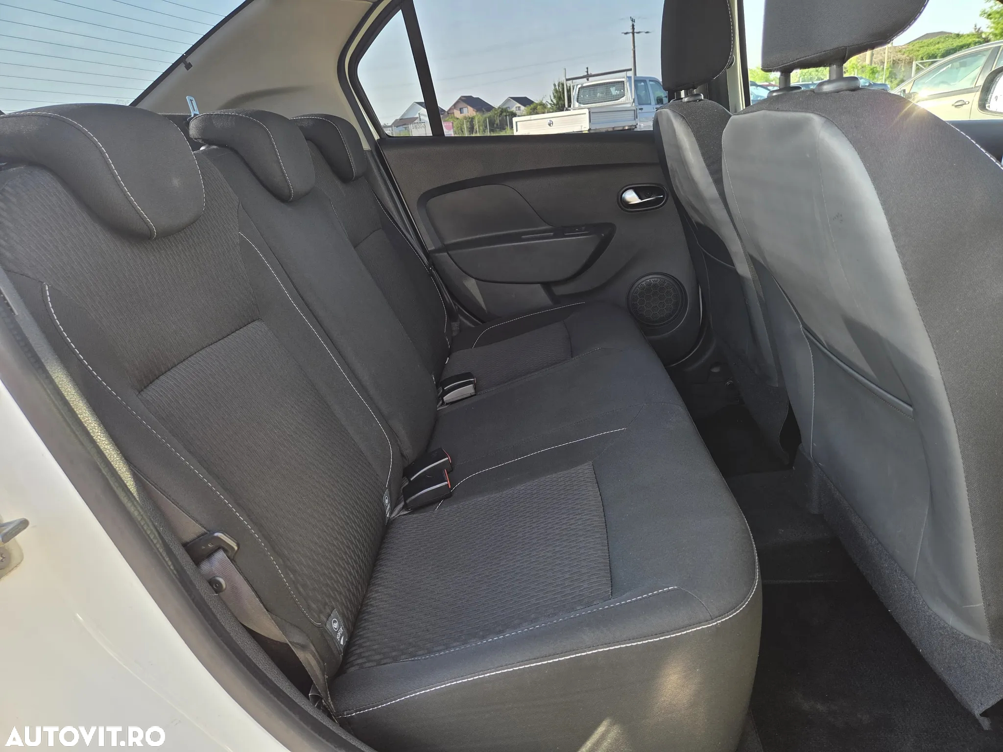 Dacia Logan 1.5 90CP Laureate - 11