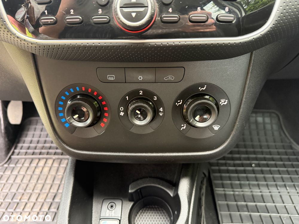 Fiat Punto Evo 1.4 8V Dynamic Start&Stop - 18