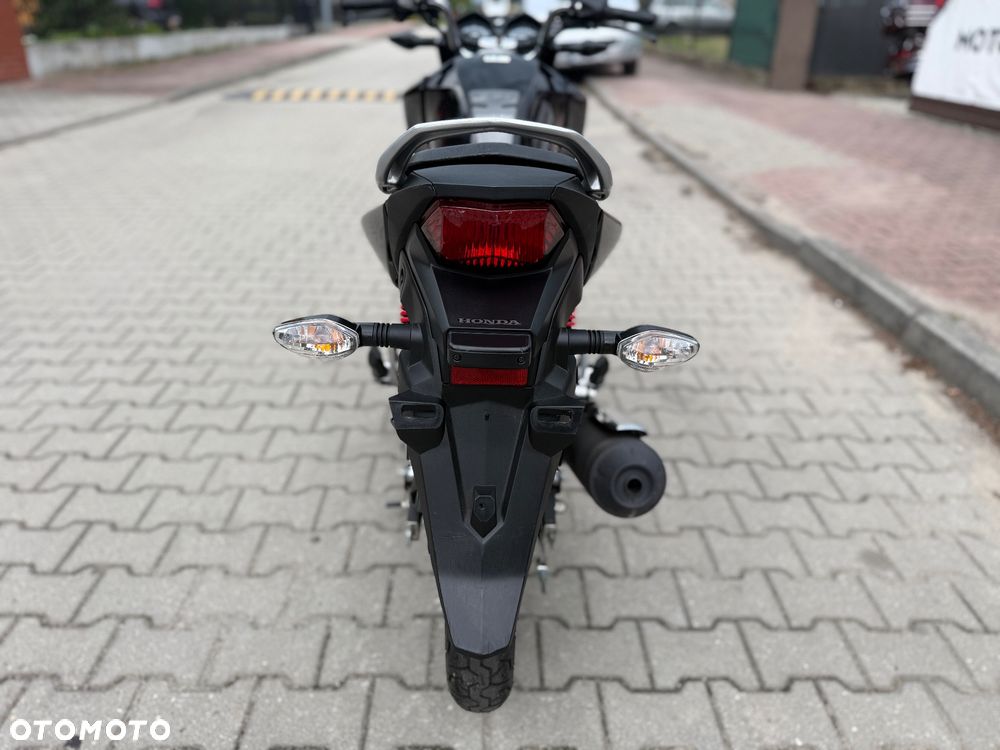 Honda CB - 15