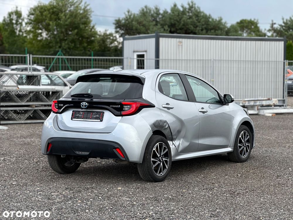 Toyota Yaris - 15