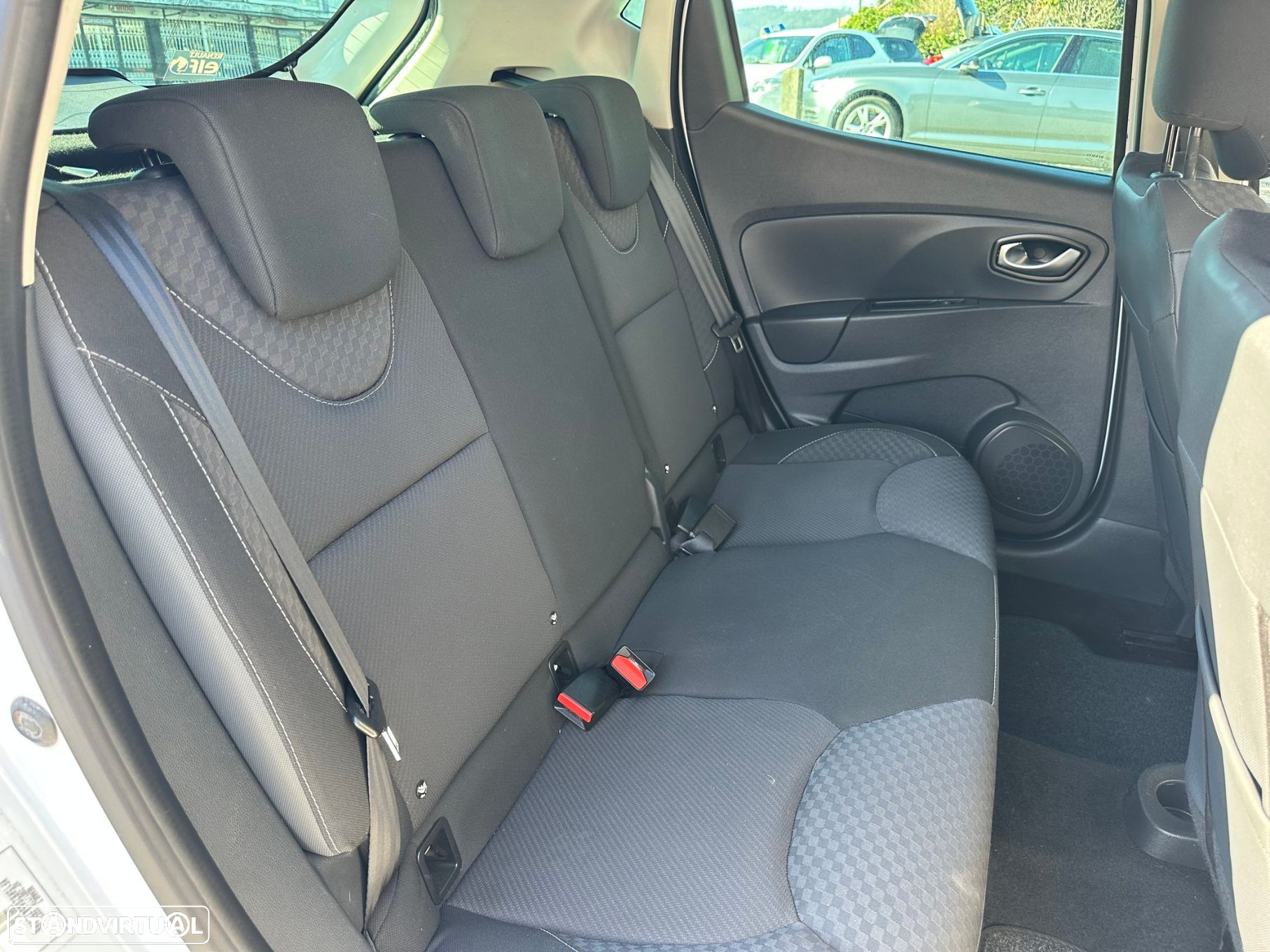 Renault Clio 0.9 TCe GT Line - 13