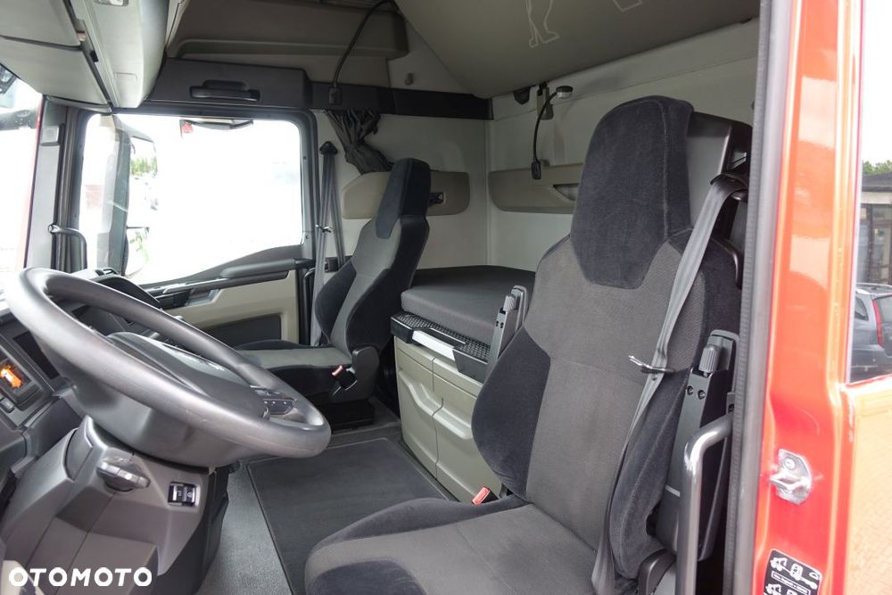 MAN TGX 26.510 6x2/4 BL SA / PUSHER / XXL / STANDARD / AUTOMAT / OŚ PODNOSZONA SKRĘTNA / RETARDER / LODÓWKA / KLIMA POSTOJOWA - 25