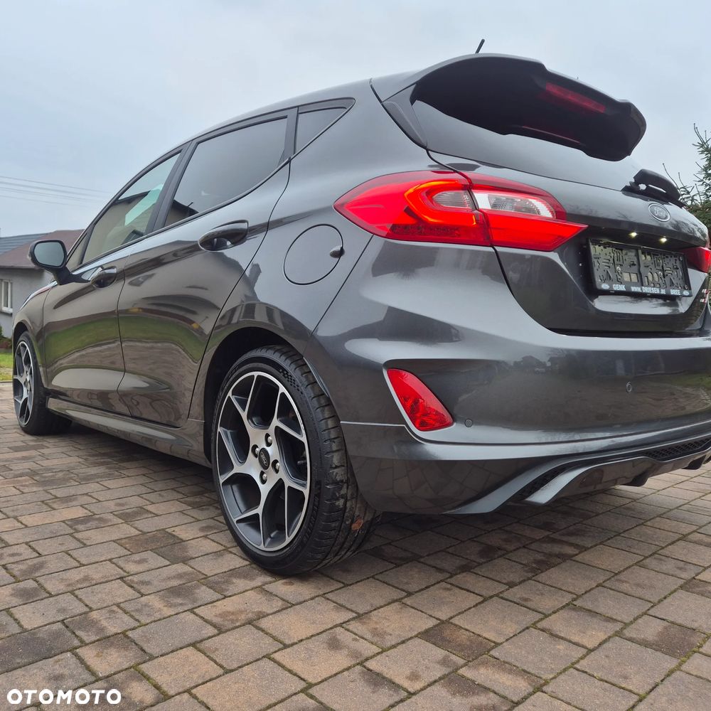 Ford Fiesta - 4