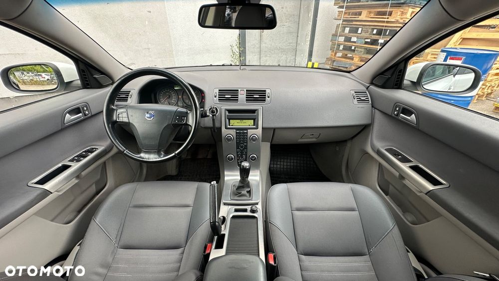 Volvo V50 2.0D DPF Momentum - 10