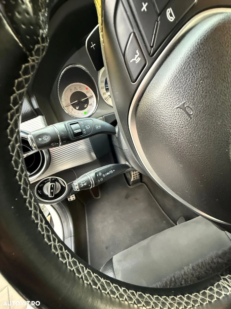 Mercedes-Benz GLK 220 CDI (BlueEFFICIENCY) 7G-TRONIC - 12