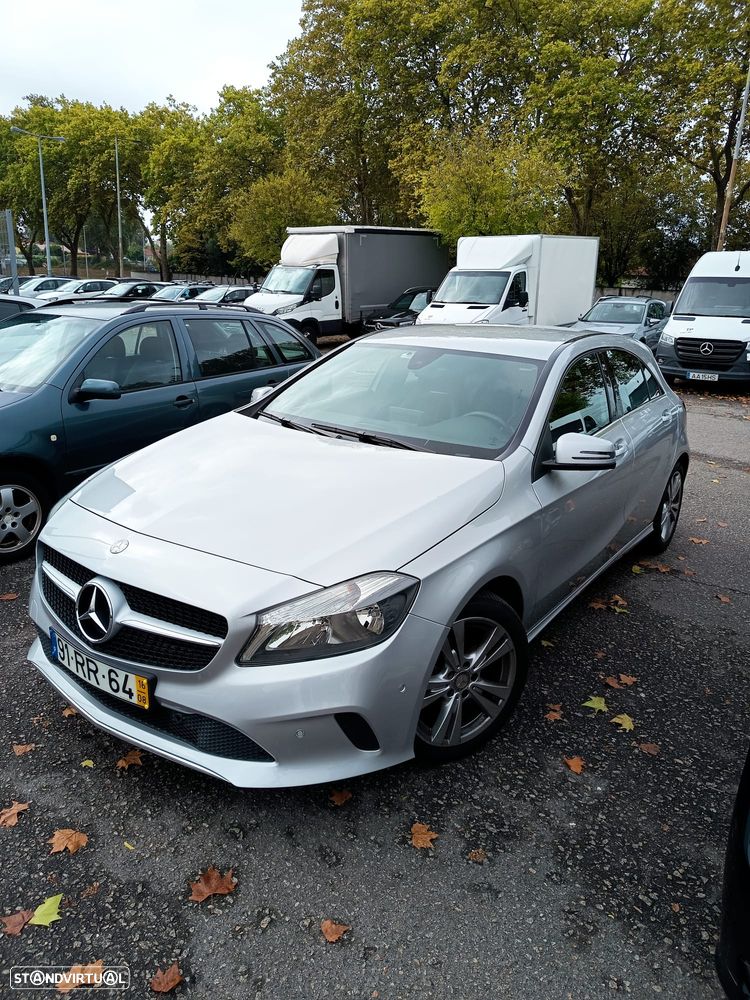 Mercedes-Benz A 180 d Urban - 4
