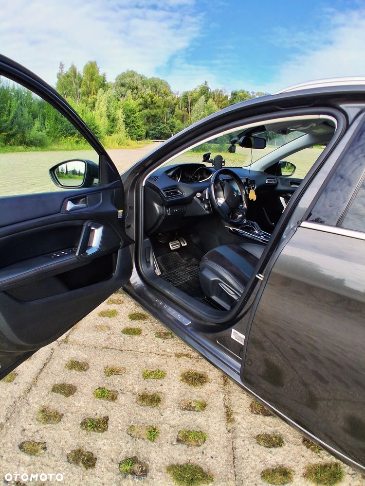 Peugeot 308 BlueHDi 130 EAT8 Stop & Start Tech Edition - 10