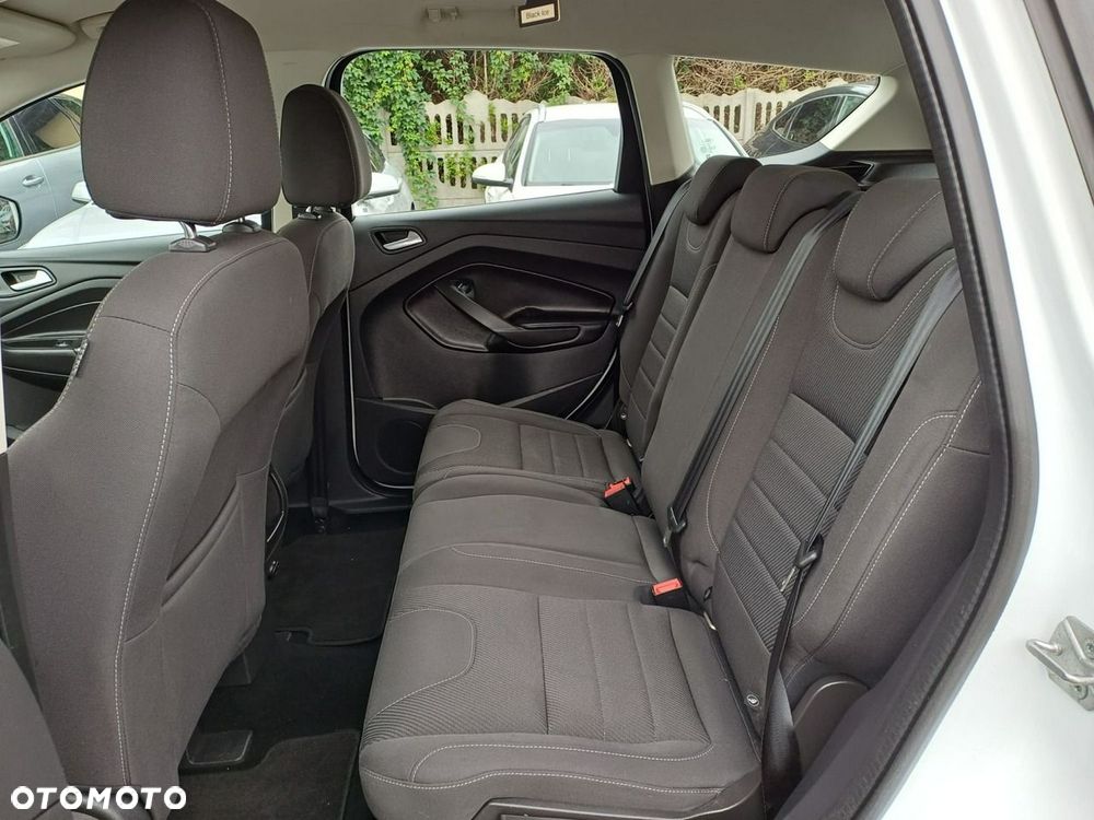 Ford Kuga 2.0 TDCi 4WD Titanium - 17