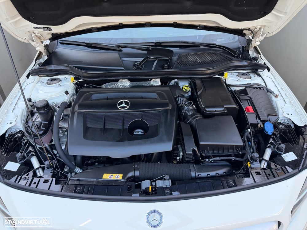 Mercedes-Benz GLA 180 (CDI) d Urban - 12