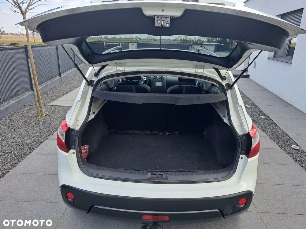 Nissan Qashqai 1.6 visia - 6