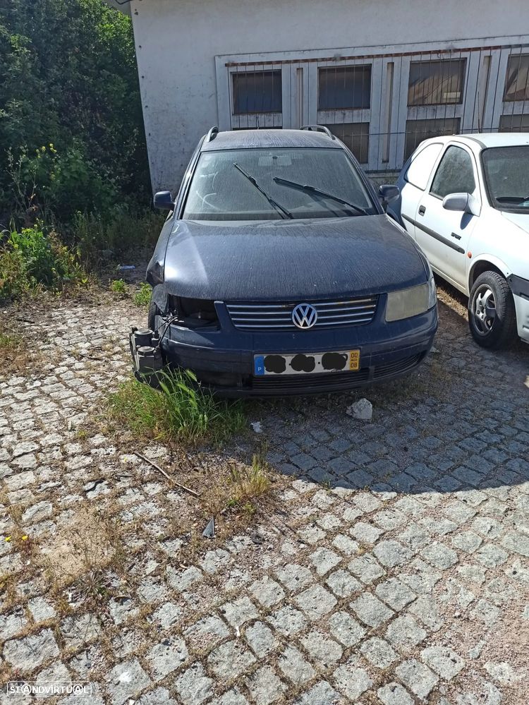 VW Passat Variant 2.5 TDi Highline - 2