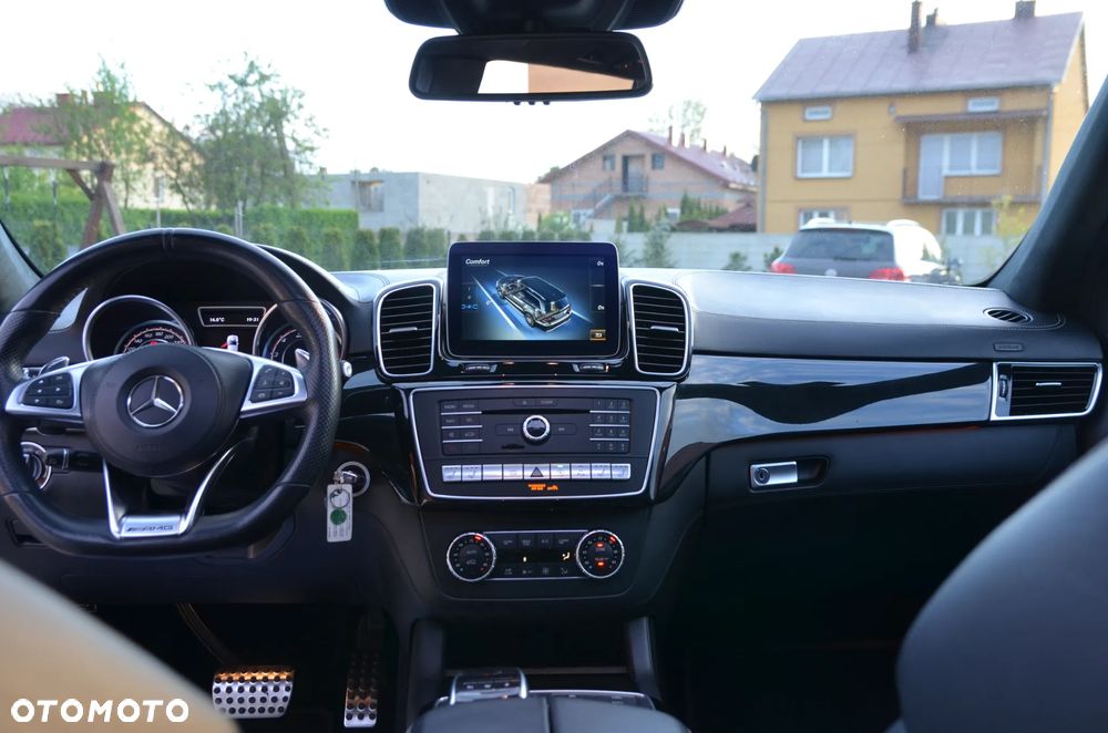 Mercedes-Benz GLS AMG 63 4-Matic - 29