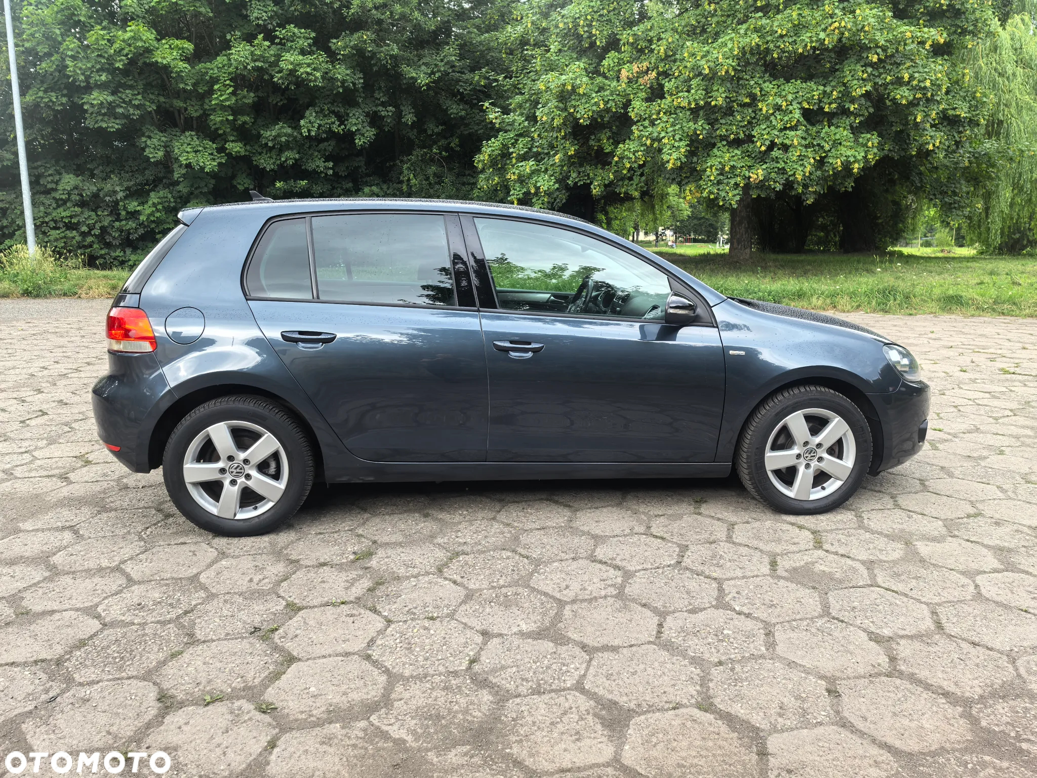 Volkswagen Golf - 11