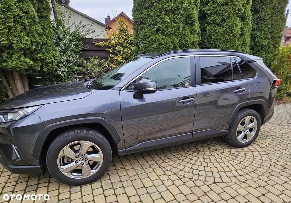 Toyota Rav4 2021 photo 3