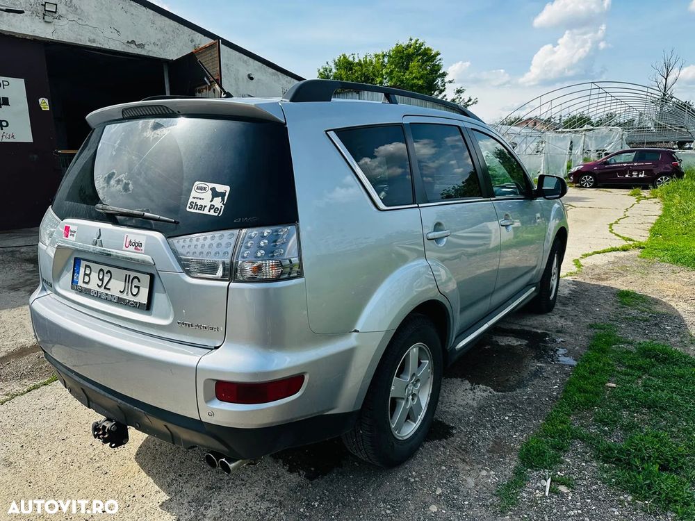 Mitsubishi Outlander 2.2 DI-D 4WD TC-SST Intense+ A06 - 7