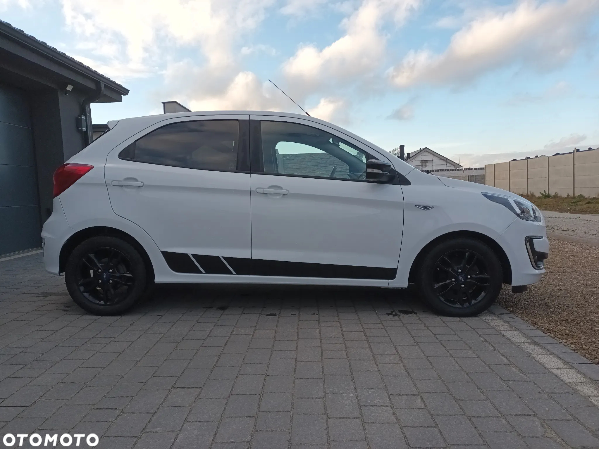 Ford Ka+ 1.2 Ti-VCT Black Edition - 7