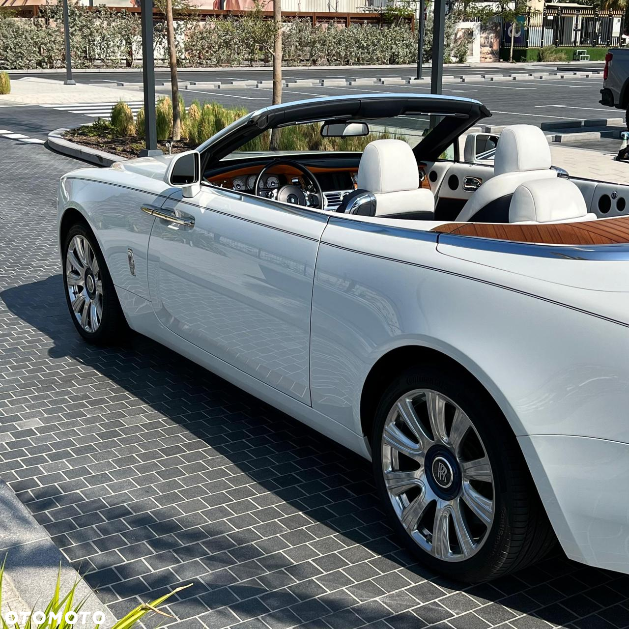 Rolls-Royce Dawn Standard - 20