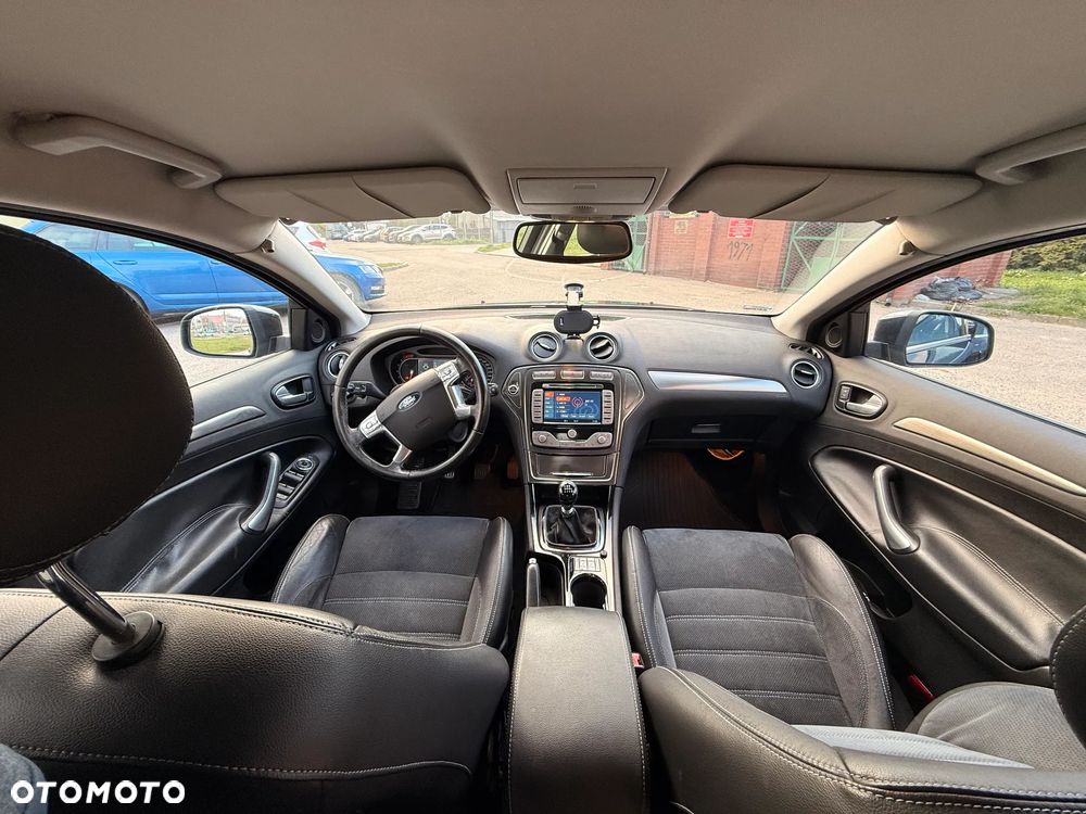 Ford Mondeo 2.5 Titanium S - 10