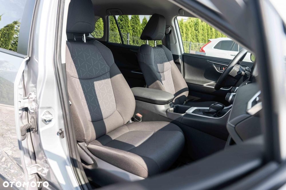 Toyota RAV4 - 12