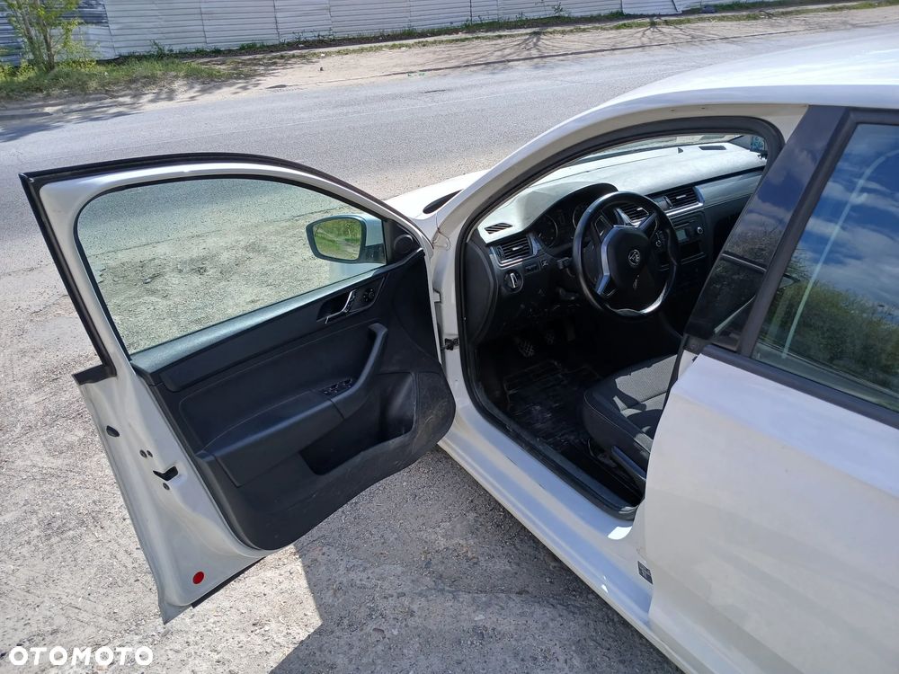 Skoda RAPID Spb 1.2 Ambition - 8