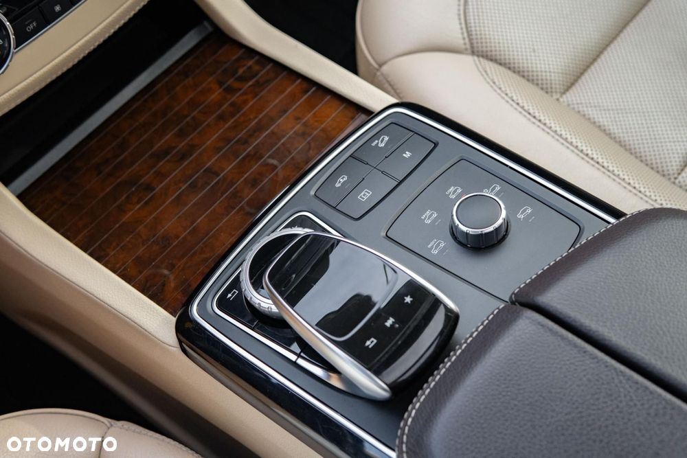 Mercedes-Benz GLE 350 d 4-Matic - 18
