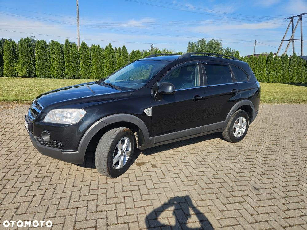 Chevrolet Captiva 2.4 2WD 7 Sitzer LS - 7