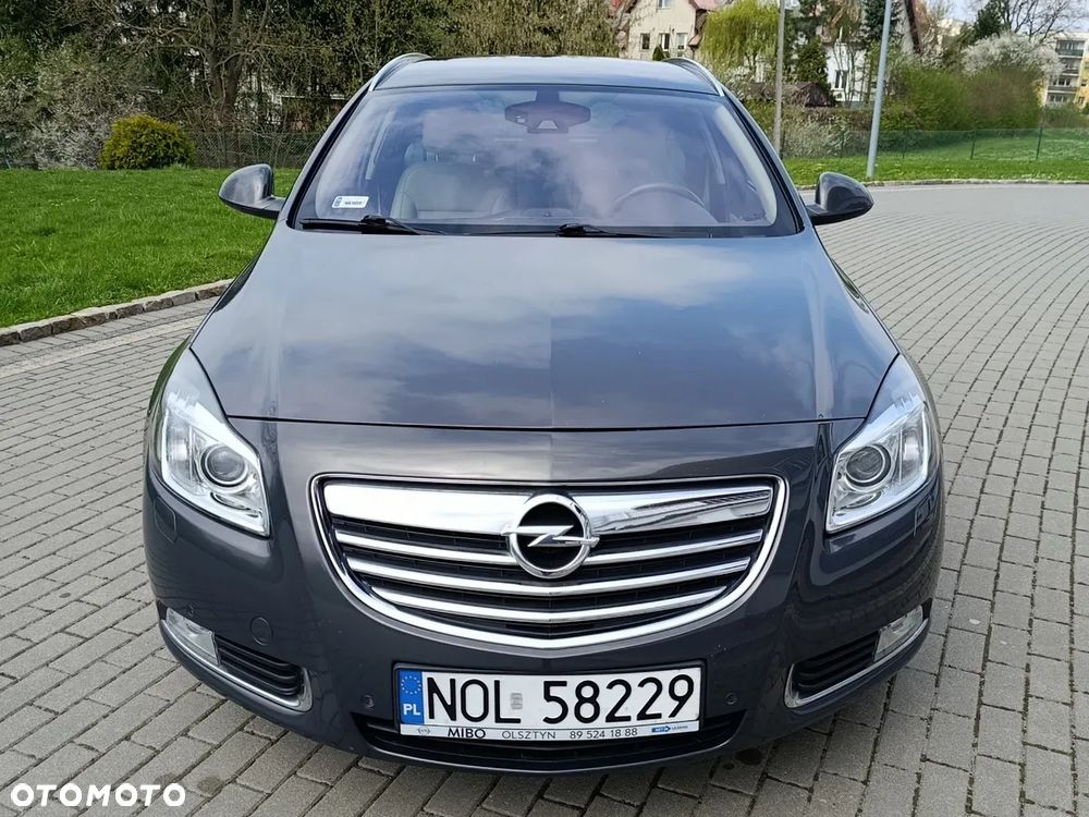 Opel Insignia - 32