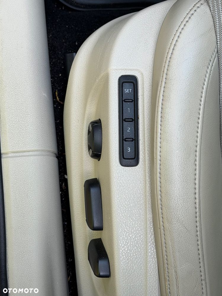 Skoda Octavia 1.8 TSI Elegance DSG - 32