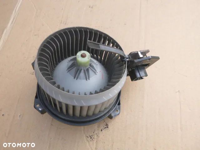 DMUCHAWA NAWIEWU REZYSTOR TOYOTA YARIS II 05- - 9