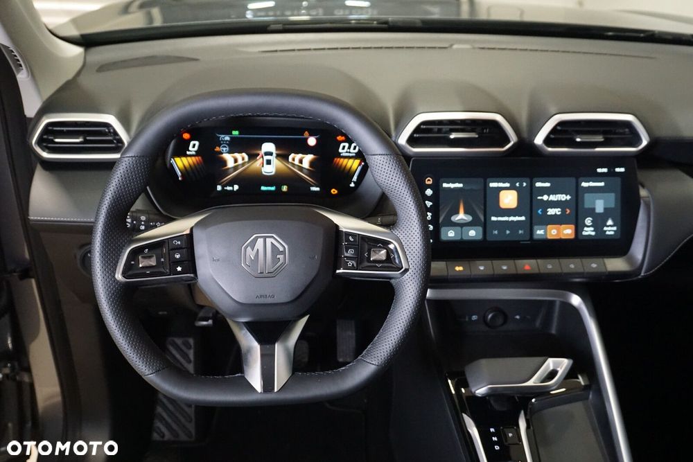 MG ZS Hybrid+ - 40