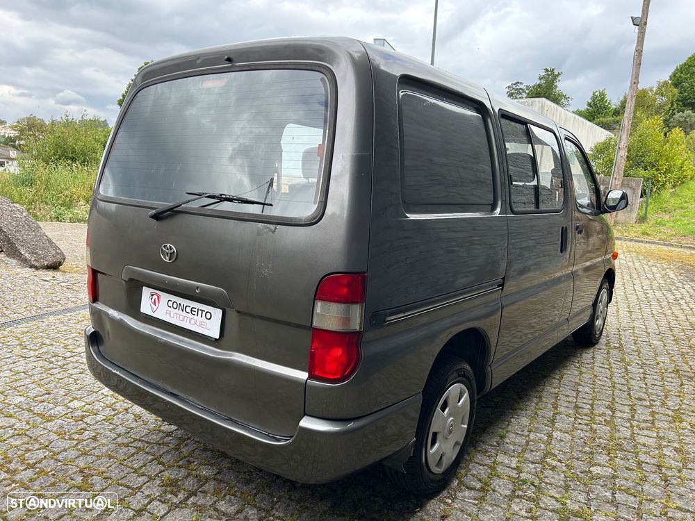 Toyota HiAce 2.4 D LXH12LB - 7