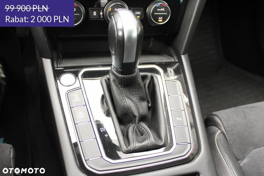 Volkswagen Passat - 19
