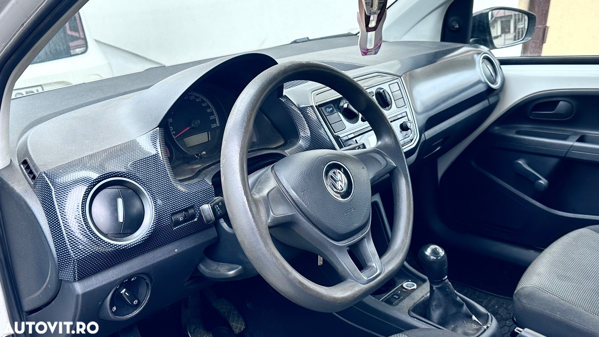 Volkswagen up! 1.0 BMT MPI Take - 8