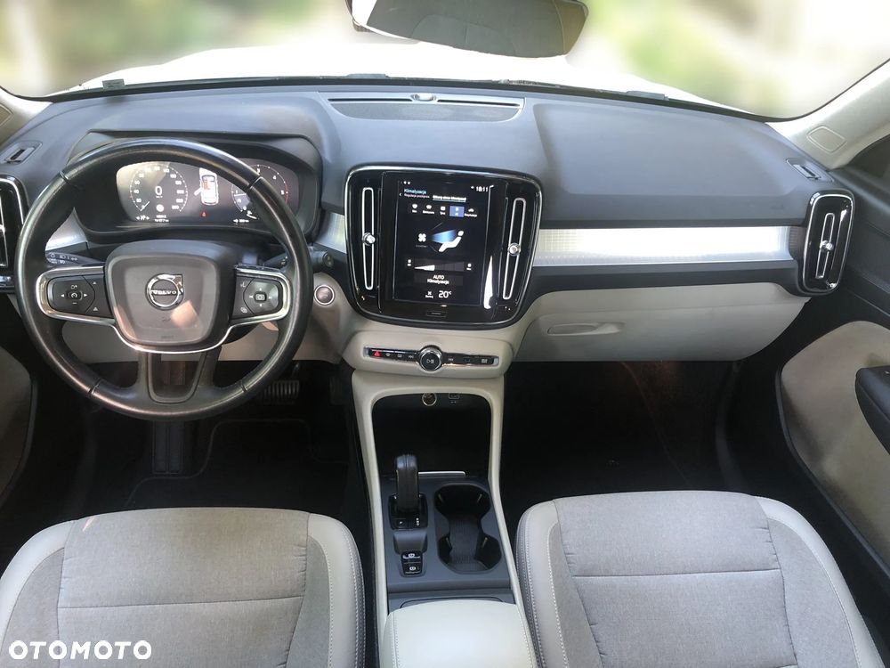 Volvo XC 40 - 16
