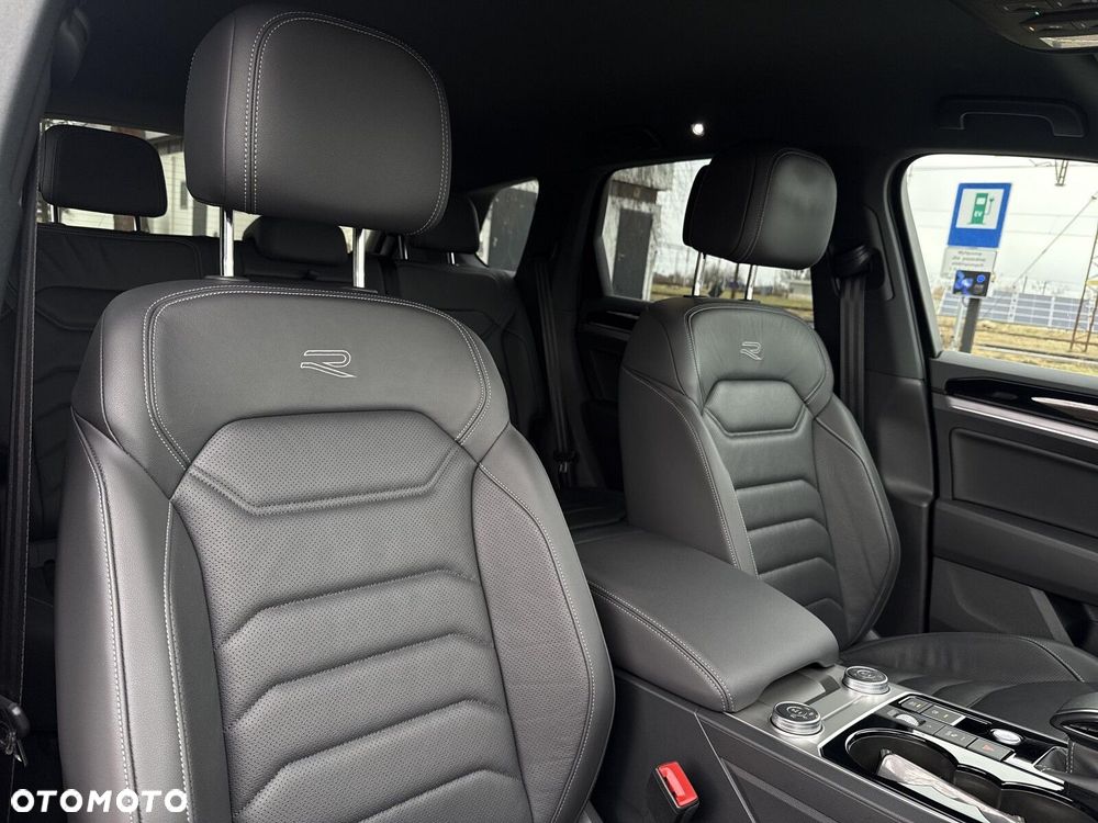 Volkswagen Touareg 3.0 V6 TDI SCR 4Mot R-Line - 16