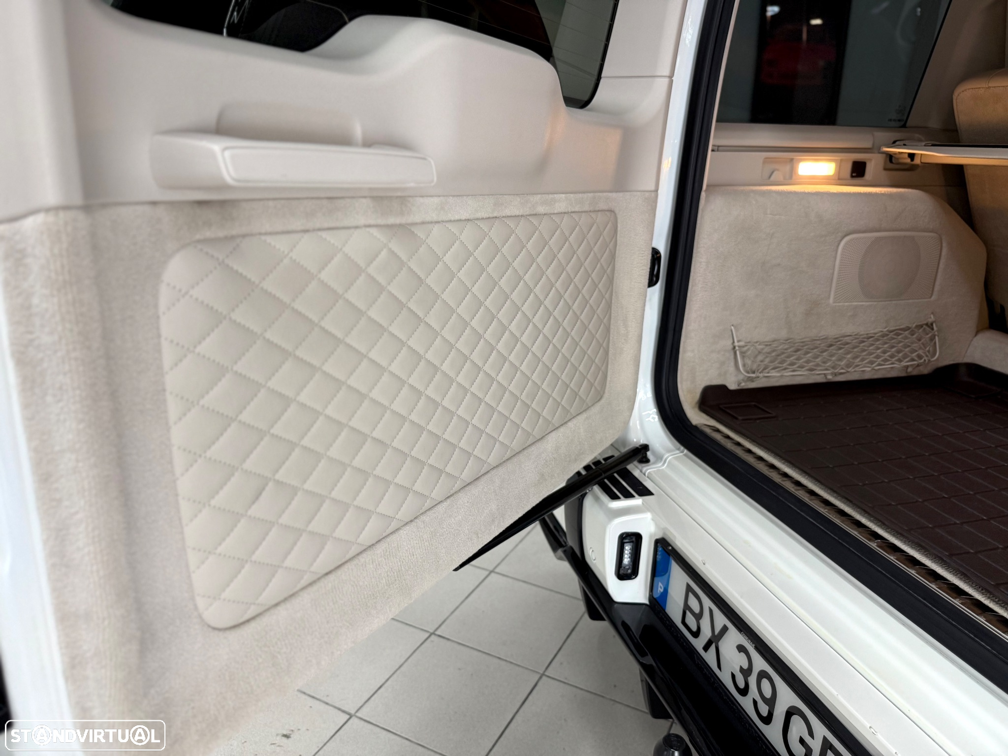 Mercedes-Benz G 63 AMG Speedshift 9G-TRONIC Grand Edition - 32