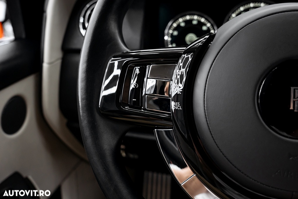 Rolls-Royce Cullinan Standard - 32