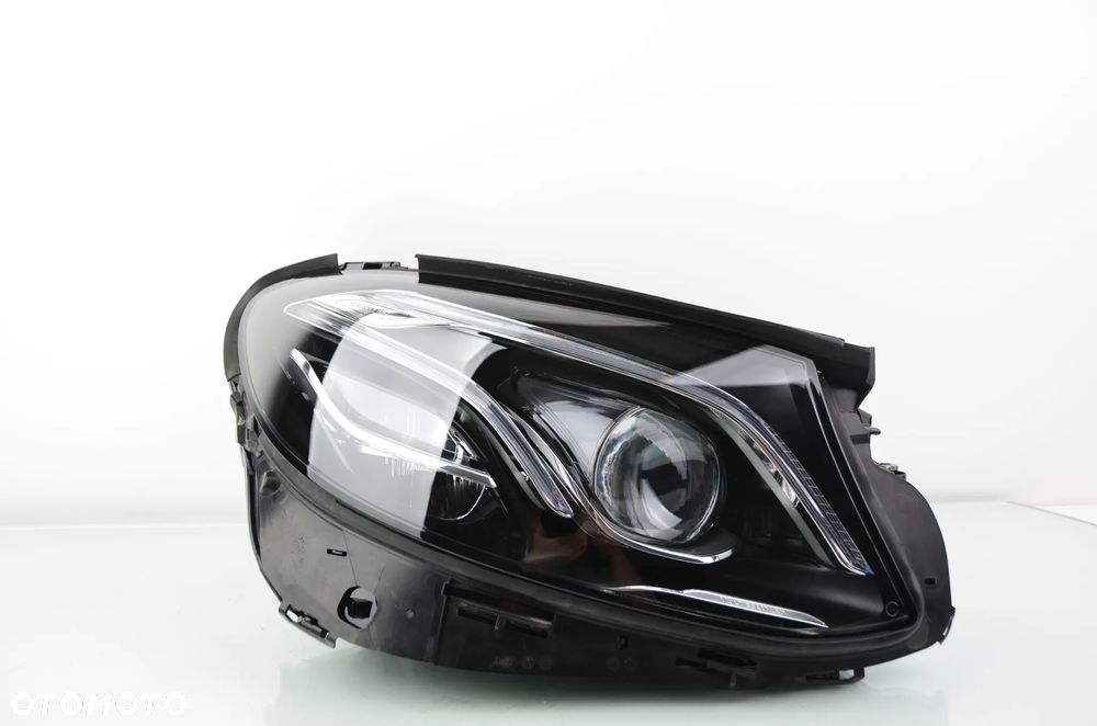 MERCEDES KLASA E W213 16+ PEŁNA WIELOWIĄZKOWA DIODA LED A2139062806 Prawy Przedni Oryginał - 4