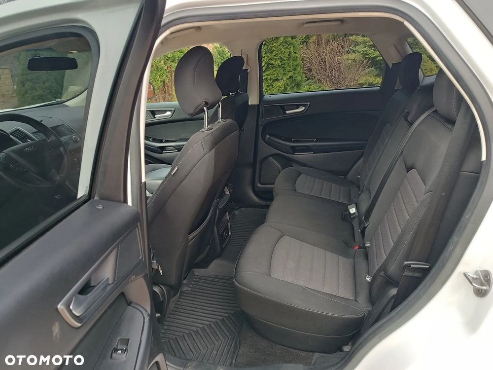 Ford Edge - 10