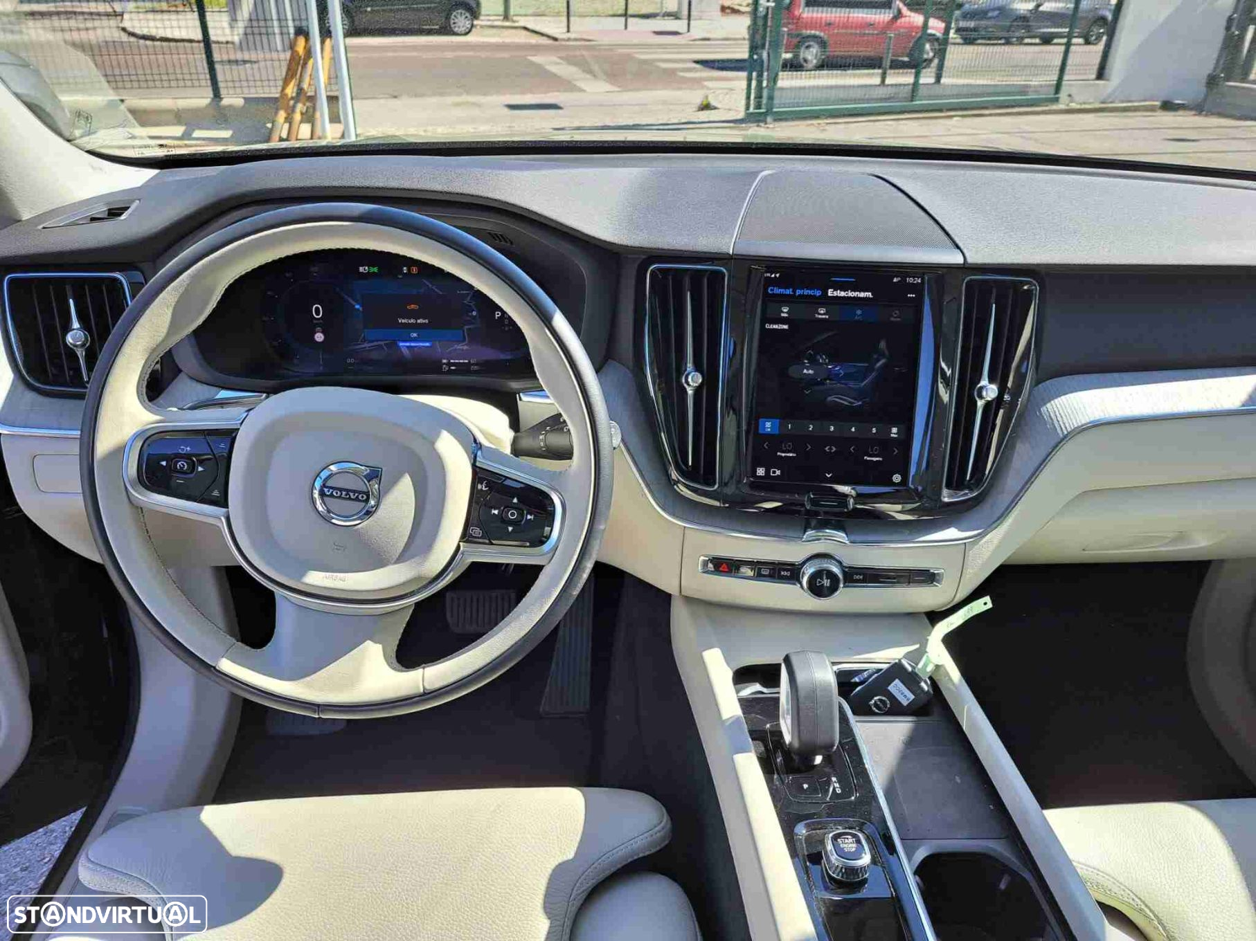 Volvo XC 60 2.0 T6 PHEV Plus Bright AWD - 8