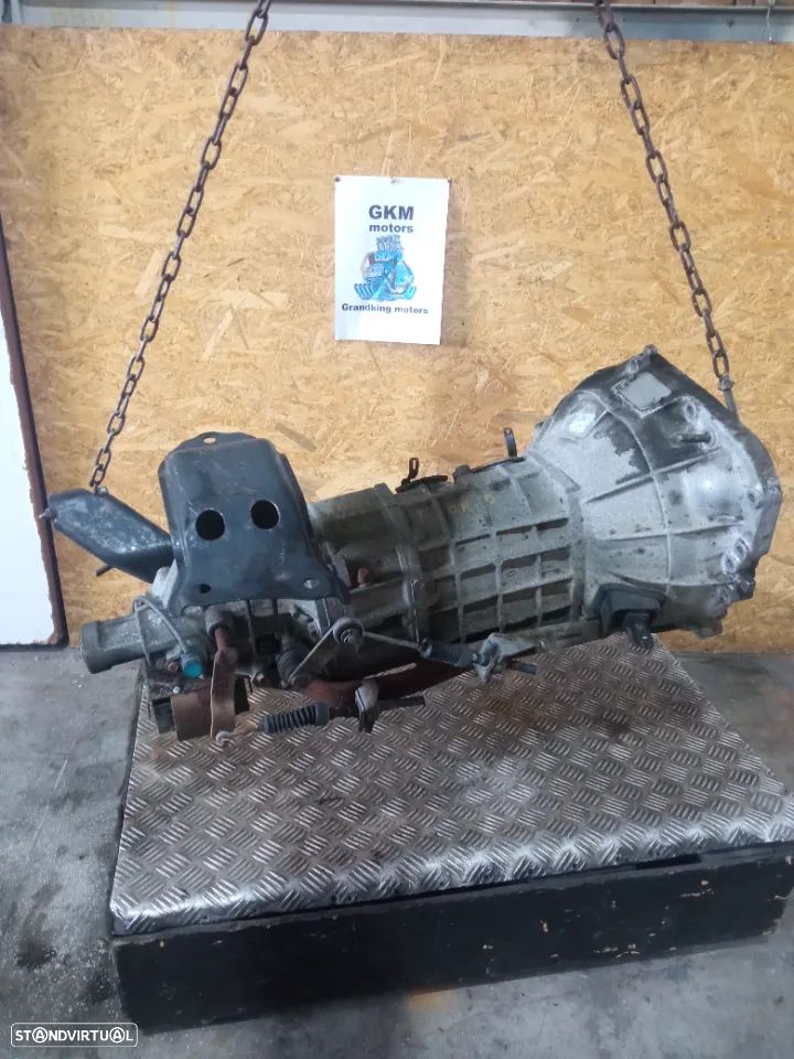 Caixa de velocidades Mazda Bongo 2.5TD 4x2 - 1