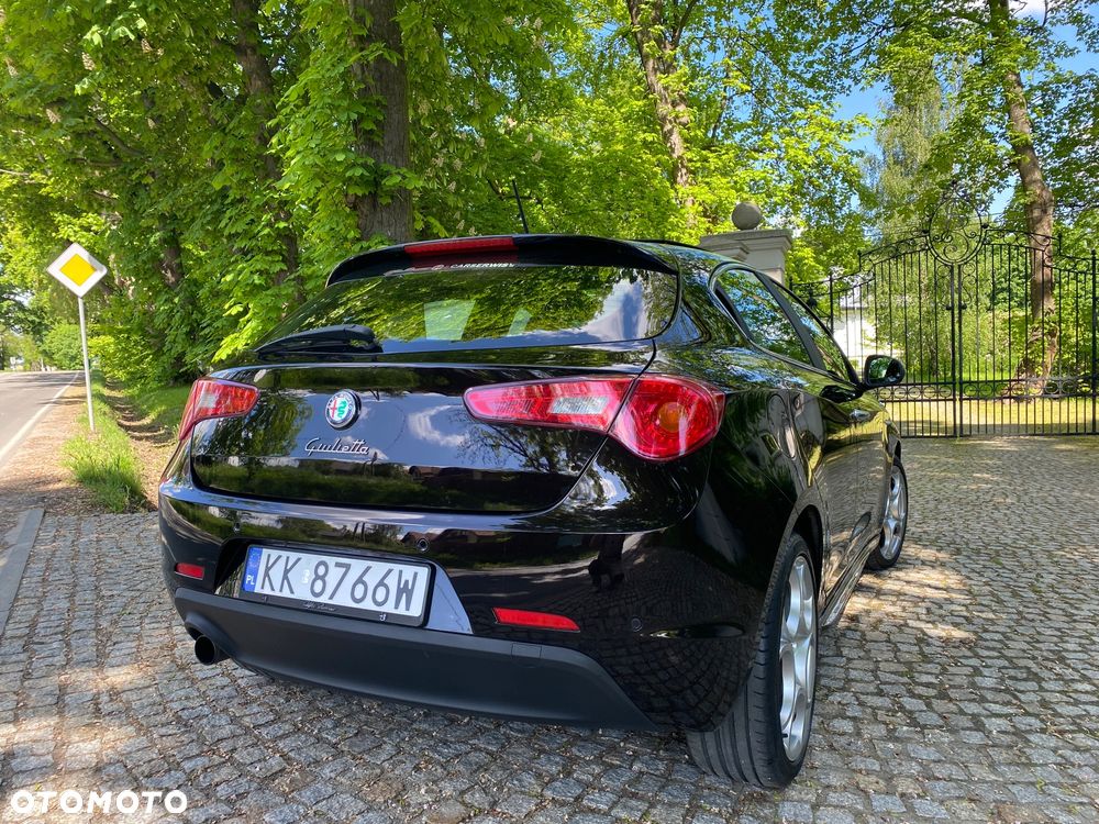 Alfa Romeo Giulietta - 8