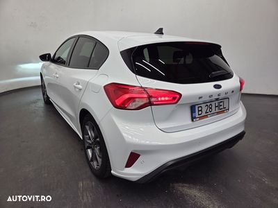 Ford Focus - 3
