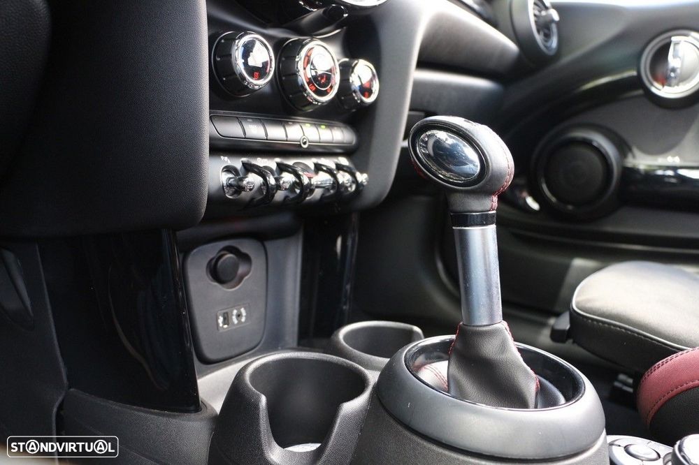 MINI 3 Portas Cooper S Auto Desportiva - 29