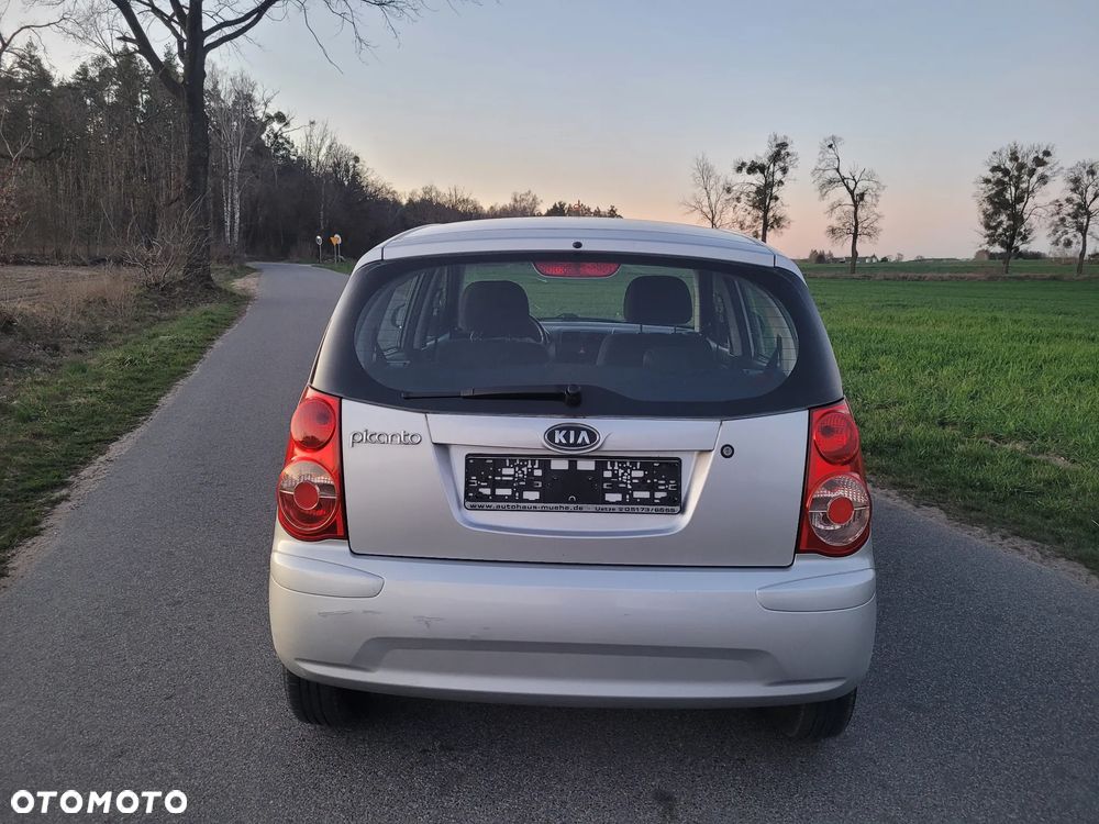 Kia Picanto 1.1 - 12