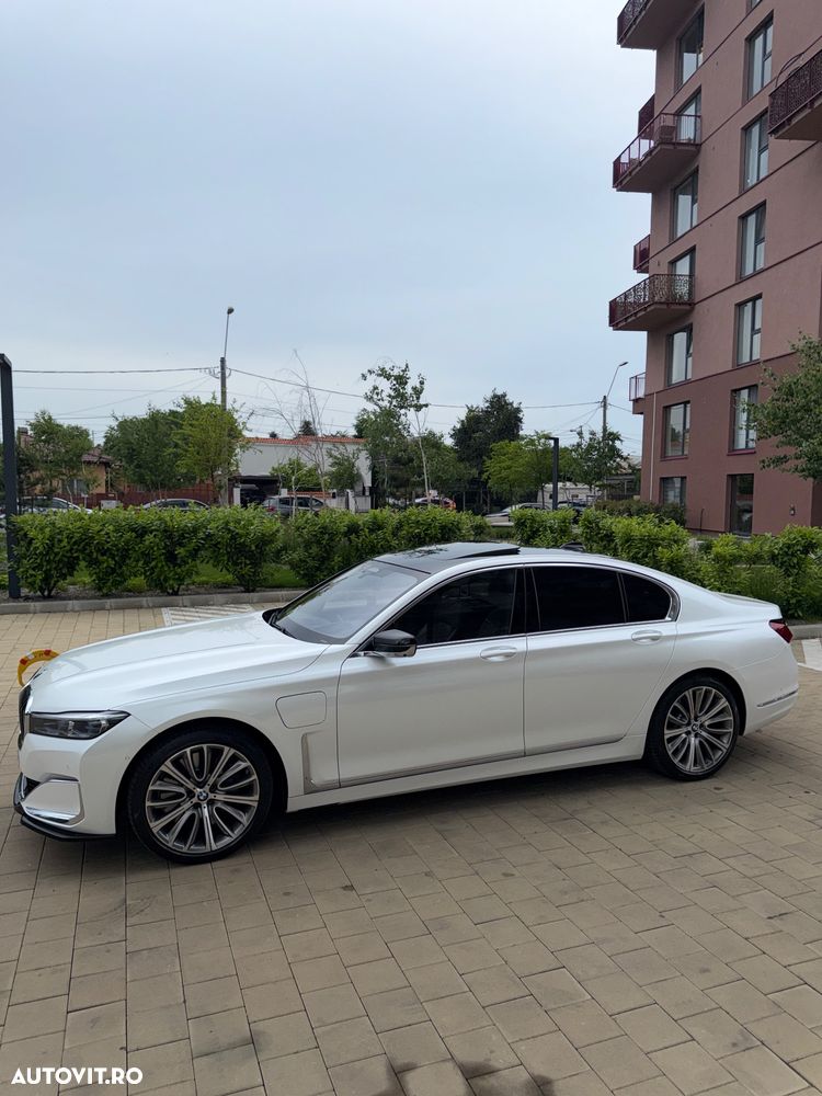 BMW Seria 7 745Le AT PHEV - 6