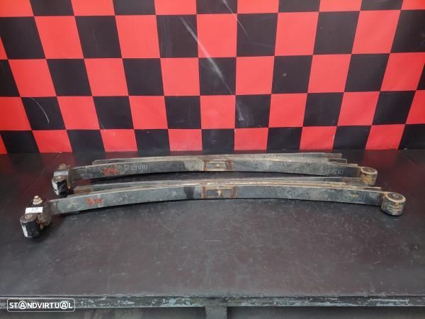 Conjunto Molas Suspensão Tras/Traseira Mercedes-Benz Sprinter 5-T Cami - 1