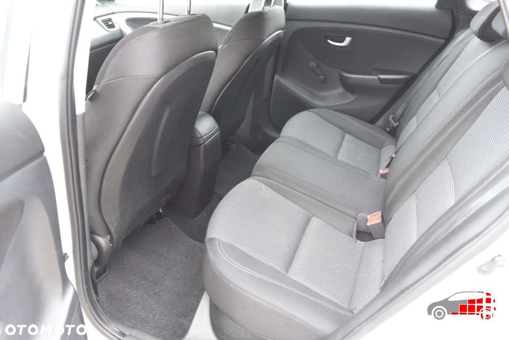 Hyundai i30 - 18